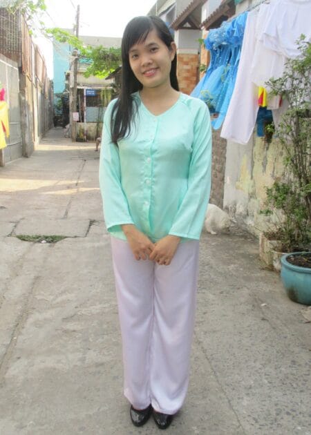 Bà ba nữ phi bóng màu xanh ngọc