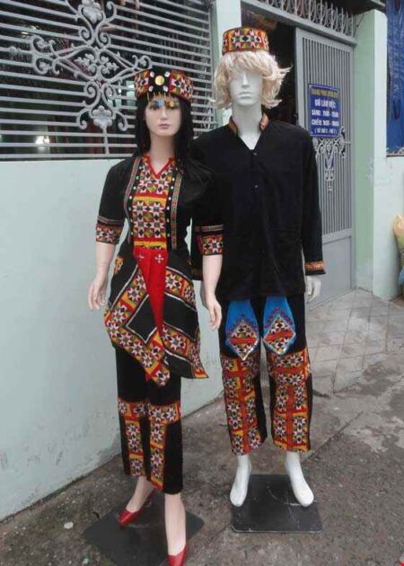Dân tộc LÔ LÔ