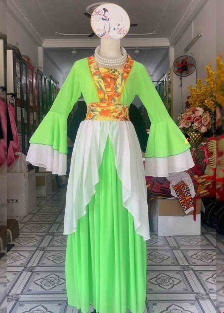 Trang phục Hằng Nga tay loe màu xanh lá