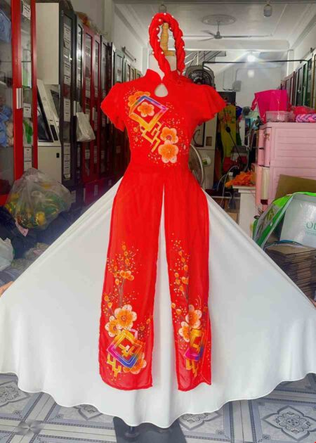 Trang phục hát múa áo dài cách điệu đỏ 3 tà hoa đào, tay cánh tiên