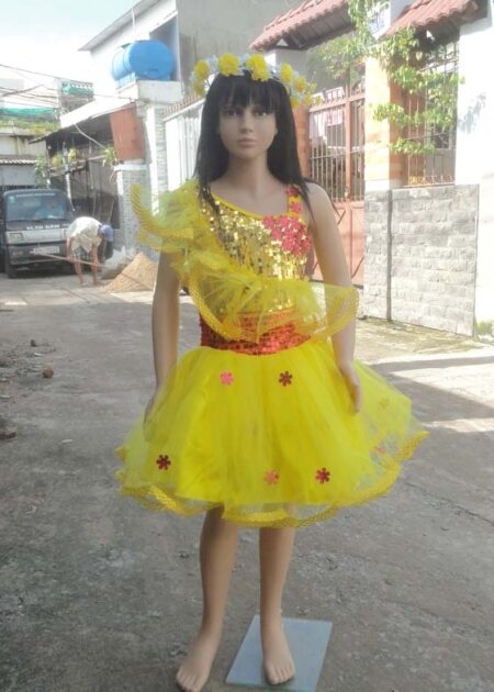 Váy múa trẻ em kim sa vàng bèo chéo đai đỏ